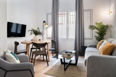 Suites Maestranza Santas Patronas - 1 1